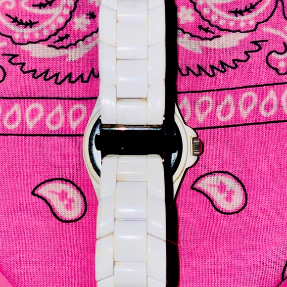 Quartz PD 👑 Japan Movt E-11 Womens Watch - Picture 8 of 9